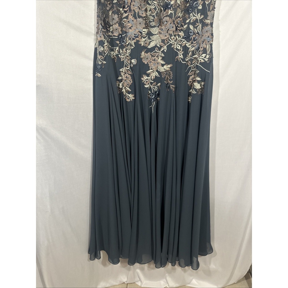 NWT$955 Alexander by Daymor Couture [ 20 ] Floral embroidered Chiffon Gown S1986 - Picture 10 of 13